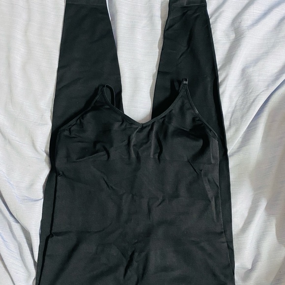 VS PINK Fitness Jumpsuit - Picture 2 of 2